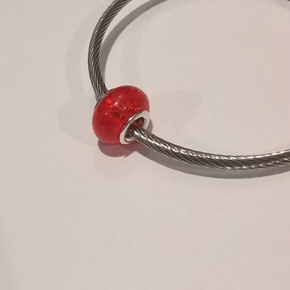 Silver Red "Crushed Glass" Charm for Pandora Style Bracelet - Picture 3 of 4